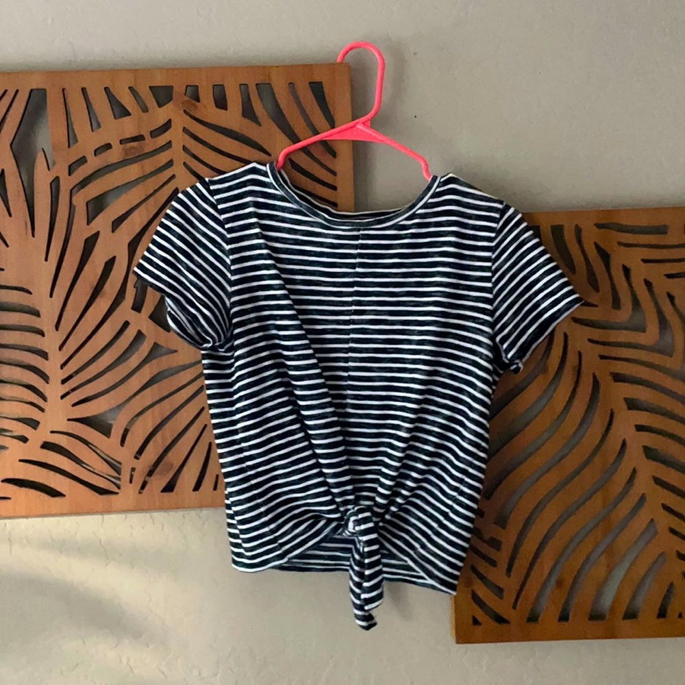 A New Day cropped tee